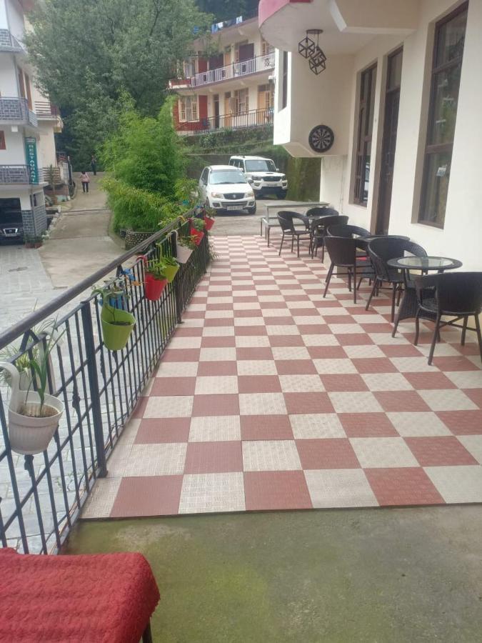 Aman Inn Дармсала Экстерьер фото