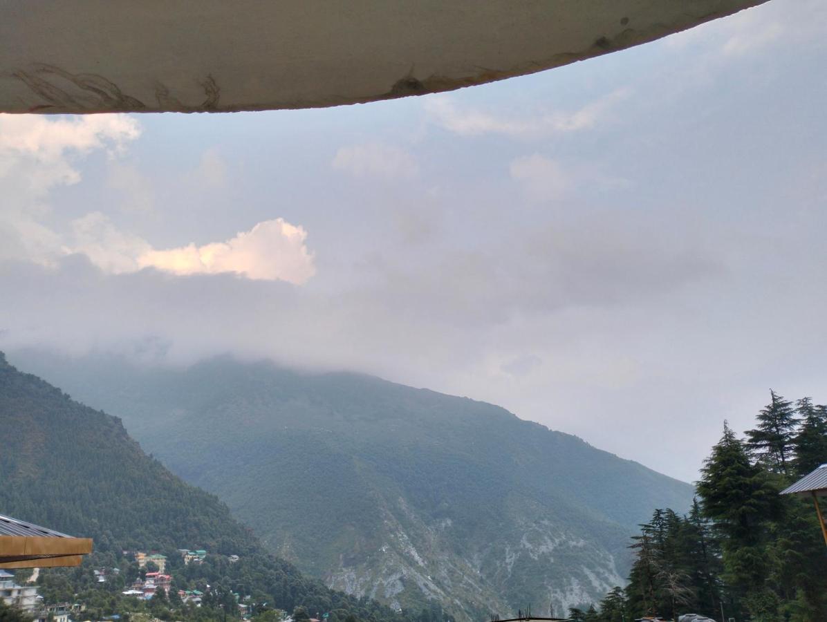 Aman Inn Дармсала Экстерьер фото