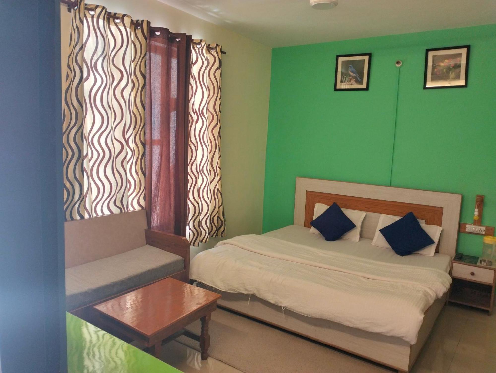 Aman Inn Дармсала Экстерьер фото
